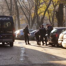 NOVI UDAR NA PROSVETARE: Napadnuta profesorka Tehničke škole - prevezena u Urgentni centar