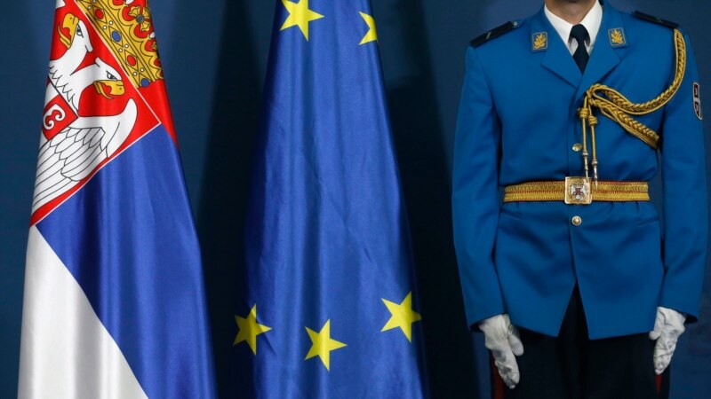 NVO: Srbija sve dalje od EU, narativ kreira Vučić