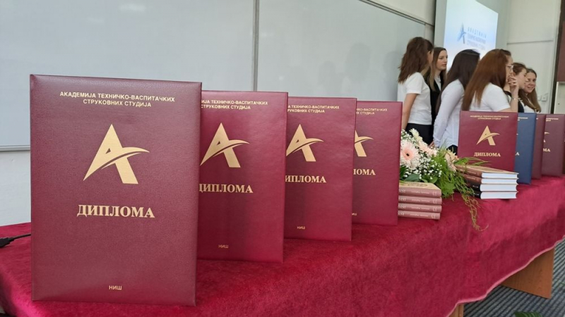 Na  ATVSS Niš- Odseku Vranje uručene diplome svršenim studentima
