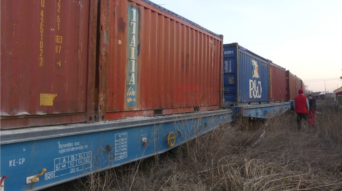 Na Kelebiji otkriveno 38 migranata u kontejneru za robu