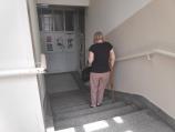 Na Klinici za rehabilitaciju ne radi lift, pacijenti stepenicama na fizikalnu terapiju