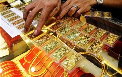 Na aerodromu u Skoplju zaplenjen nakit vredan skoro pola miliona evra