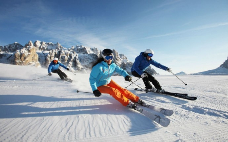 Na padinama Turjaka četrdeset mališana uspješno savladalo osnove skijanja.