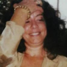 Na telu imala najmanje 15 ubodnih rana: Stefanija (58) brutalno ubijena u snu, telo pronašao njen sin - sve oči uprte u snajku
