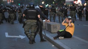 Načelnik beogradske policije: Policajci su ti koji su trpeli nasilje na protestima