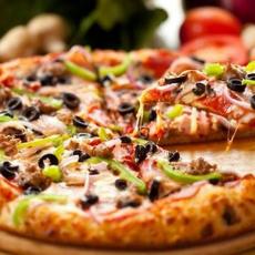 Način na koji jedete picu otkriva mnogo toga o vašoj ličnosti - IZNENADIĆETE SE!