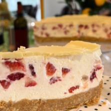Najbrža TORTA SA JAGODAMA, dobra i za dijabetičare - Gotova za 10 minuta, prirodno slatka, a pravi se bez šećera