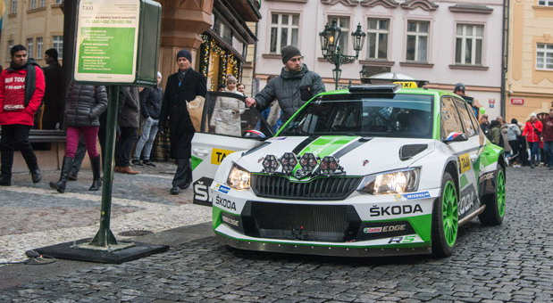 Najbrži taxi u Pragu - reli šampion Jan Kopecky u Škodi Fabiji R5