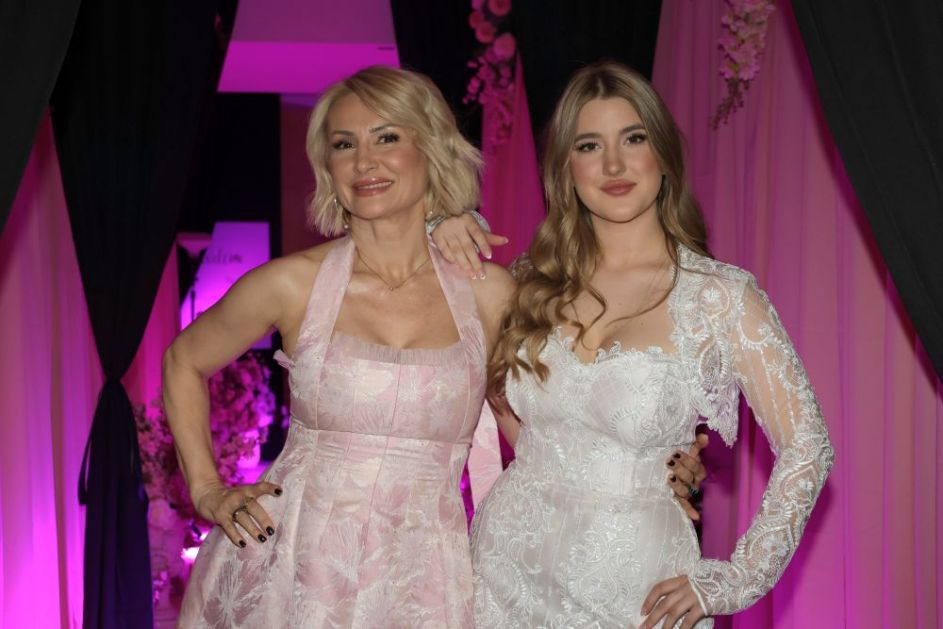 Najemotivniji trenutak na rođendanu Gocine ćerke: Pevačica se rasplakala, a Ivan Marinković…