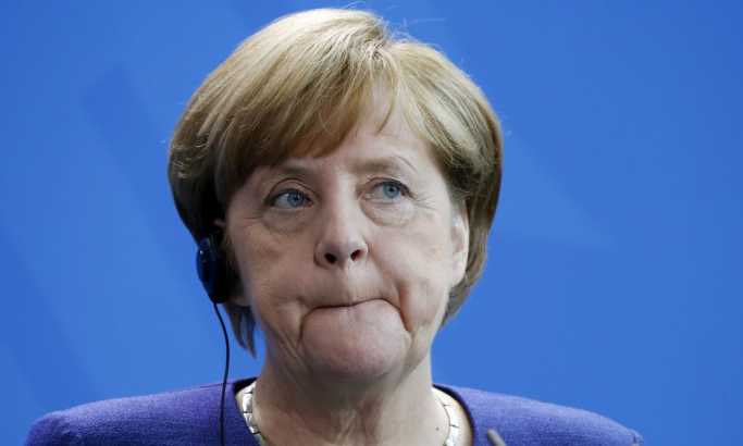 Najjači udar na Angelu Merkel dva dana pred izbore