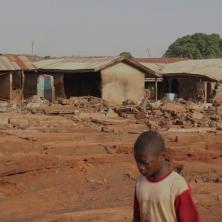 Najmanje 100 ljudi ubijeno u brutalnom napadu u selu u Nigeriji: Mnoge porodice su spaljene u sobama, dok se veliki broj i dalje vodi kao nestao