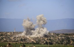 
					Najmanje 13 mrtvih u eksploziji u pobunjeničkom gradu na severu Sirije 
					
									