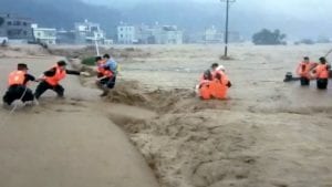 Najmanje 19 žrtava poplava u Kini