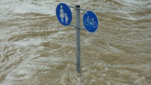 Najmanje 22 osobe stradale u poplavama u SAD