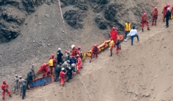 Najmanje 48 mrtvih u nesreći autobusa u Peruu