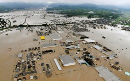 
					Najmanje 38 mrtvih u poplavama u Japanu 
					
									