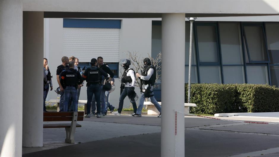 Najmanje osmoro povređeno u pucnjavi u školi u Francuskoj