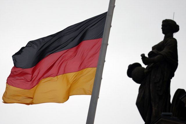 Najviši zvaničnici Nemačke dobili tužbu – Podržavate genocid!