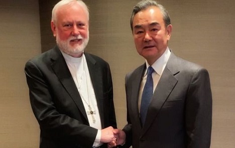 Nakon desetljeća susret ministara vanjskih poslova Vatikana i Kine