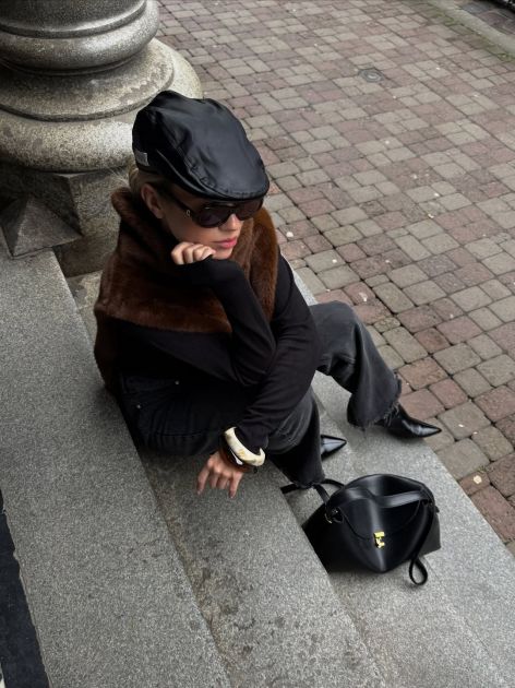 Nakon pletenih prsluka, sada dominiraju i krzneni – i ne, ne radi se o trendu sa početka 2010-ih