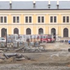 Nakon rekonstrukcije ispred stare železničke stanice dolazi mnogo promena: Saobraćaj samo po obodima Savskog trga
