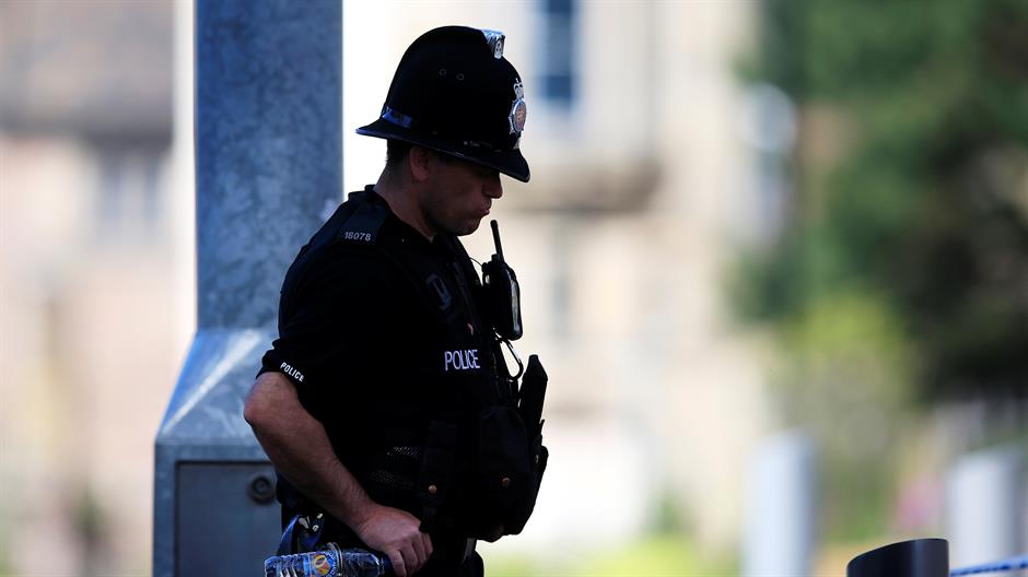 Okončana talačka kriza u Britaniji, uhapšen napadač