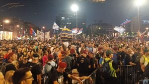 Napadi na novinare tokom Vidovdana: Policija nije reagovala uprkos prijavama