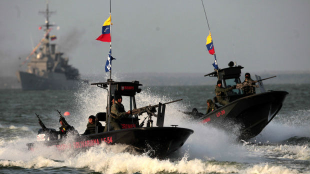 Napeto na Atlantiku, iranski tankeri plove ka Venecueli