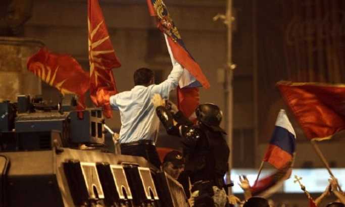 Napeto u Skoplju: Pojačano prisustvo policije ispred Sobranja
