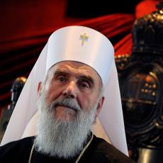 Narod ushićen dočekao svog poglavara: Patrijarh Irinej stigao u Crnu Goru (FOTO)