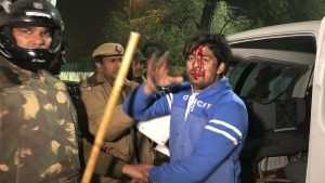 Nasilje na protestu u Nju Delhiju zbog zakona o državljanstvu
