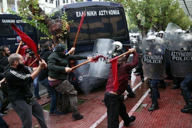 Nasilje tokom protesta učenika u centru Atine