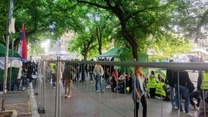 Nastavlja se blokada suda u Novom Sadu: Studenti omogućili ulaz zaposlenima