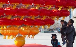 
					Natalitet u Kini raste zbog popuštanja politike jednog deteta 
					
									