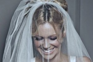 Nataša Bekvalac začudila pratioce fotkom u venčanici