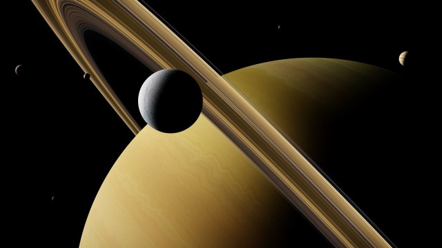 Naučnici otkrili moguće znakove života: Da li se vanzemaljci kriju na Saturnovom mesecu? VIDEO