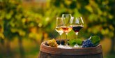 Naučno dokazano: Osobe koje konzumiraju ovu vrstu vina sporije stare
