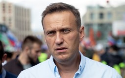 
					Navaljni hospitalizovan zbog alergijskog napada u pritvoru 
					
									