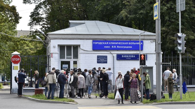 Navalni pušten iz bolnice, njegova lekarka sumnja na trovanje
