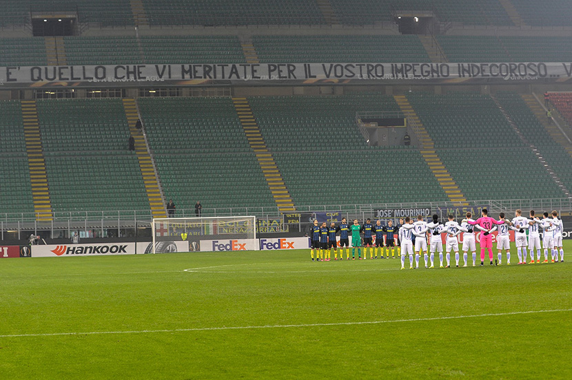 Navijači Intera udarili šamarčinu igračima: Sablasno prazan stadion i poruka koja je naterala fudbalere da se postide (FOTO)