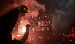 Navijači PAOK-a celu noć proslavljali titulu u Solunu (VIDEO)