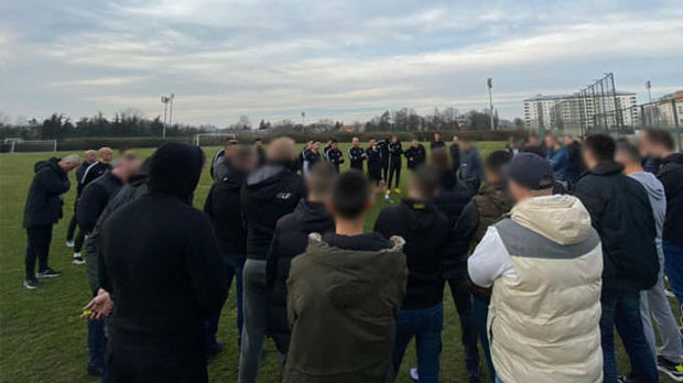Navijači na treningu Partizana: Dosta nam je izgovora...