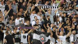 Navijači na utakmici Vojvodina-Partizan ponovo skandirali protiv Vučića