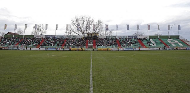 Navijači se vraćaju na srpske stadione  Inđija želi istoriju protiv Zvezde