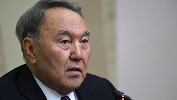 Nazarbajev predložio sastanak Putina i Zelenskog u Kazahstanu