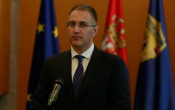 
					Nebojša Stefanović o izbornim uslovima: Za primenu mera radne grupe potrebno između 7 i 90 dana 
					
									
