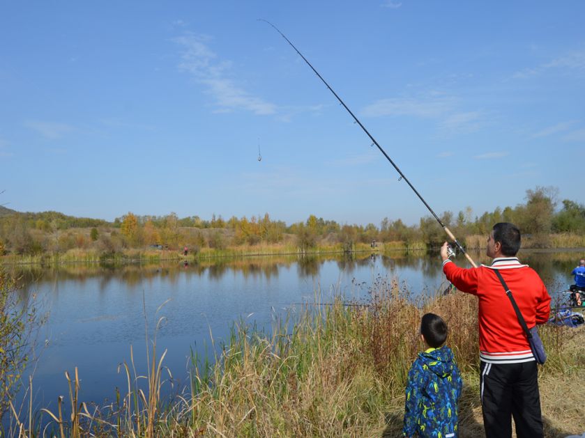 Nedeljni ribolov s gradonačelnikom Leskovca