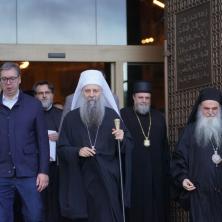 Neka vam Bog da snage... Patrijarh Porfirije JAKOM PORUKOM ispratio predsednika Aleksandra Vučića u Njujork 
