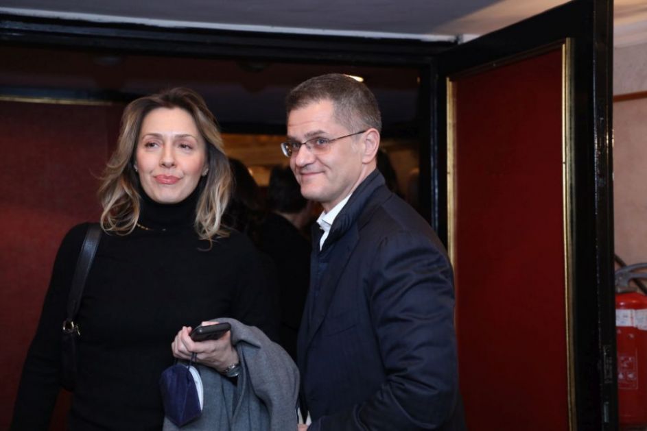 Nekada najlepša voditeljka i žena političara, a sada... Svi su se šokirali kad se pojavila Nataša Jeremić, evo kako danas izgleda (FOTO)