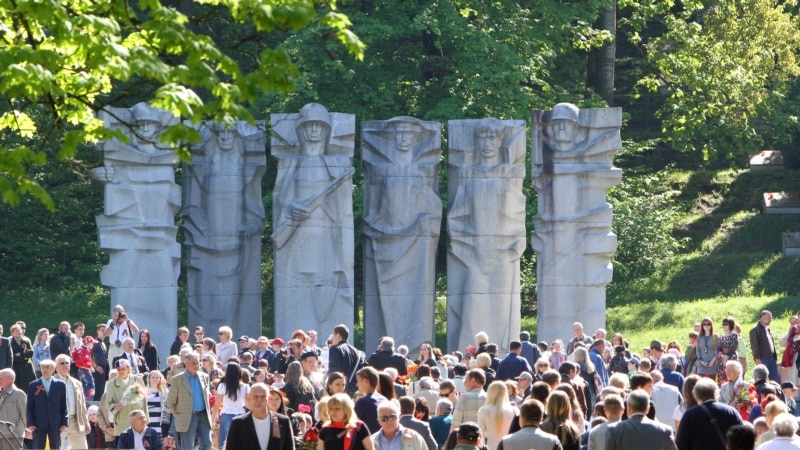 Neki od sovjetskih spomenika uklonjenih nakon ruske invazije na Ukrajinu